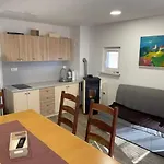 House Zlacka Gorca * Pristava pri Mestinju