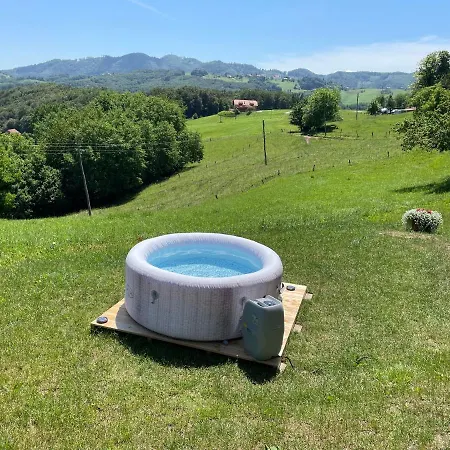 House Zlacka Gorca * Pristava pri Mestinju