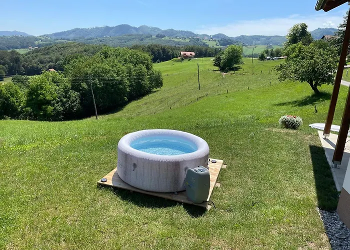 House Zlacka Gorca * Pristava pri Mestinju